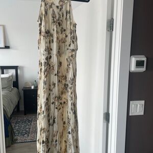 RW&CO. Cream Floral Pleated Maxi Dress
Like new!